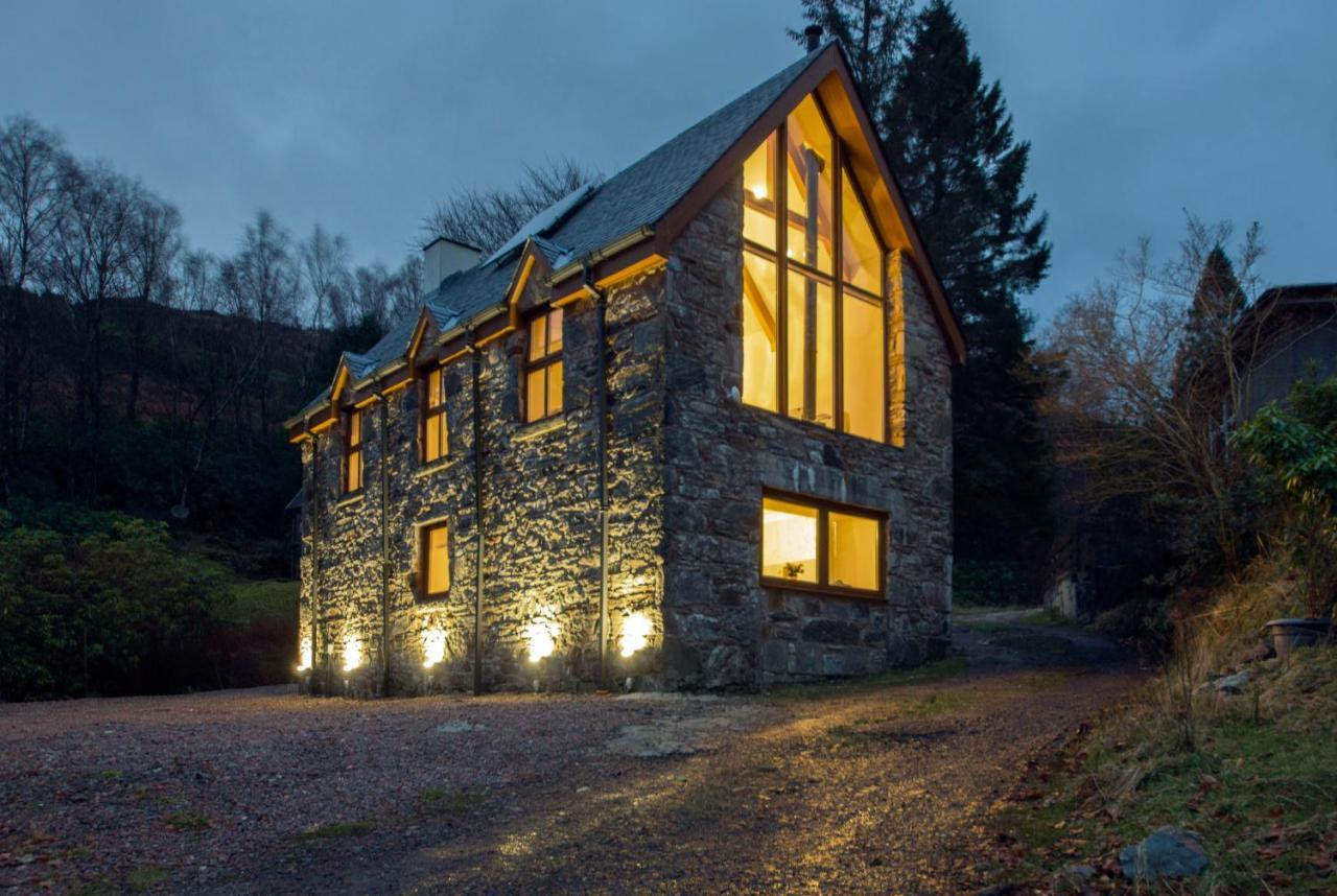 The Armoury Villa Glenfinnan Buitenkant foto